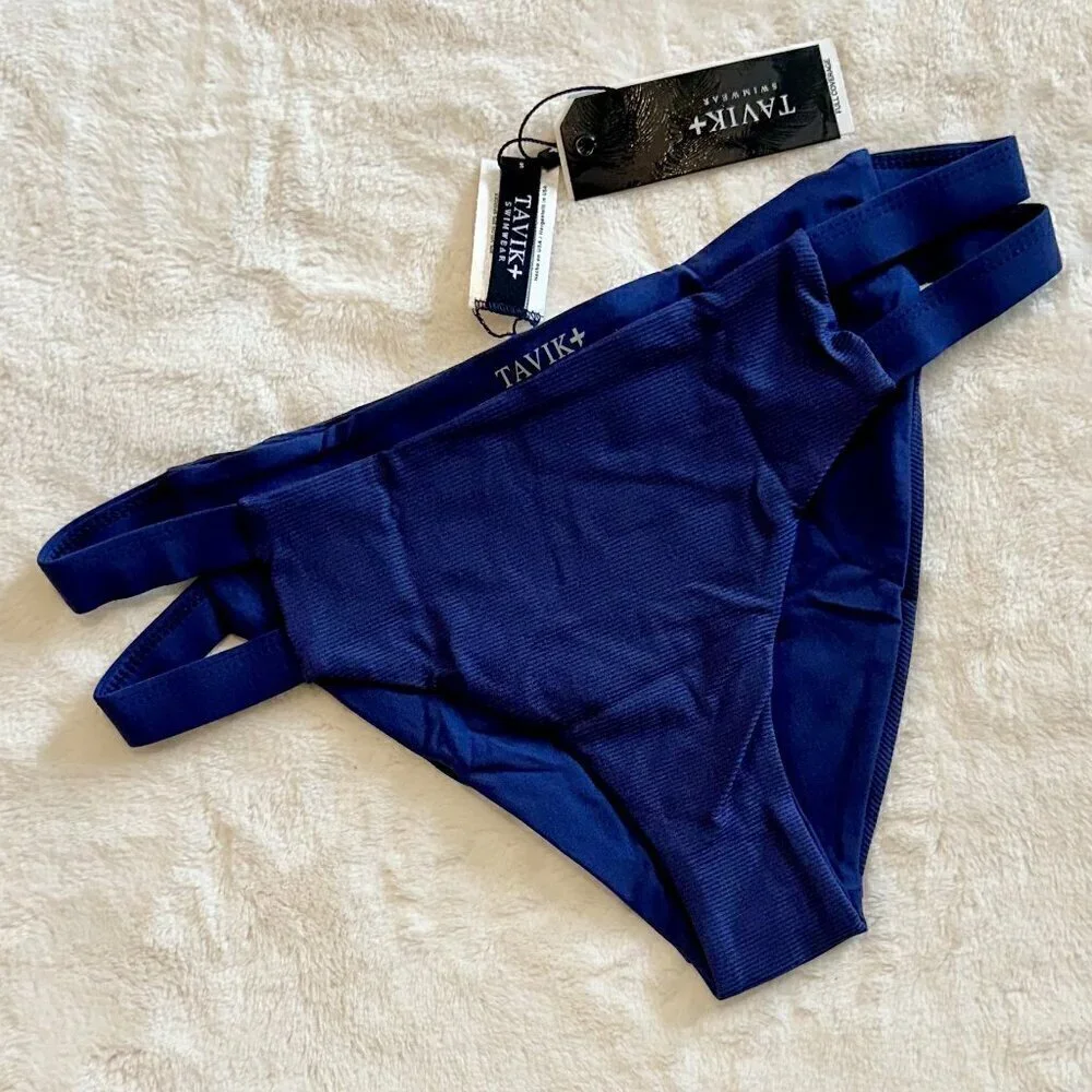 Tavik chloe full